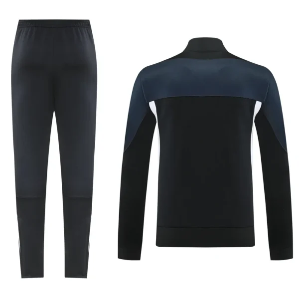 Survêtement Nike - Image 2