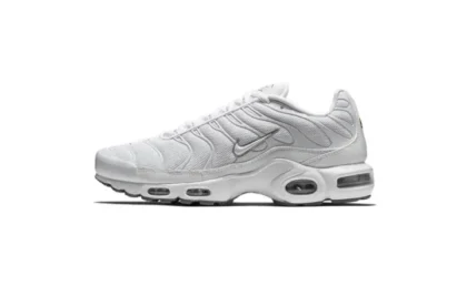 Tn White