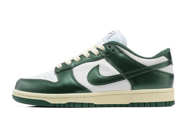 Nike dunk Vintage green