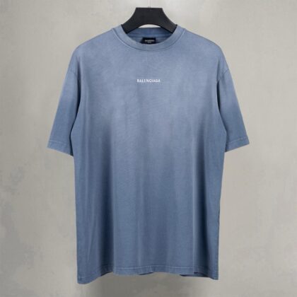 T-SHIRT Balenciaga