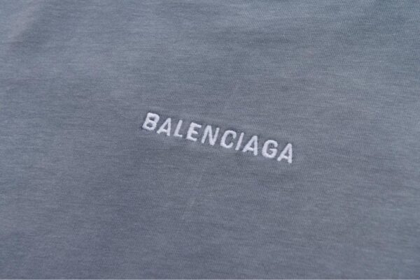 T-SHIRT Balenciaga - Image 3