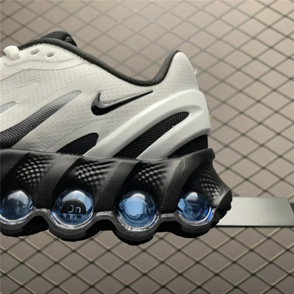 Nike Air Max Dn8 - Image 2