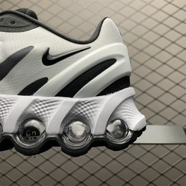 Nike Air Max Dn8 - Image 2