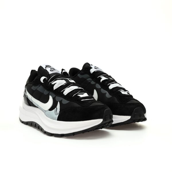 Nike Sacai x VaporWaffle 3.0 White/Black (Panda) - Image 3