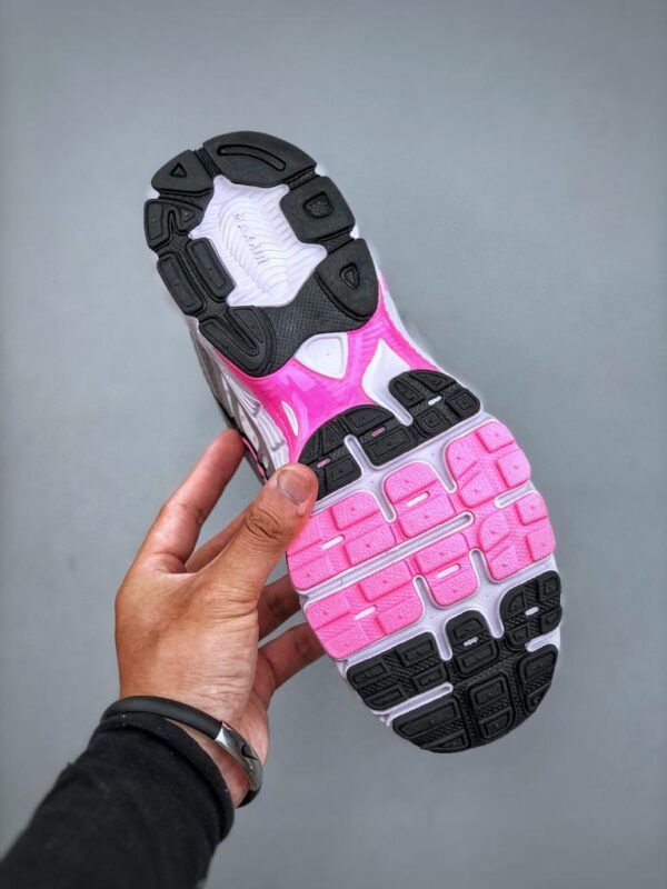 Nike Air Max Moto 2K - Image 7