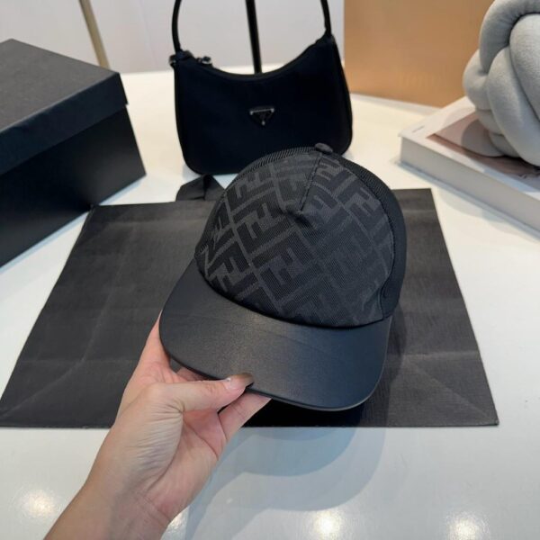 casquette Fendi - Image 5