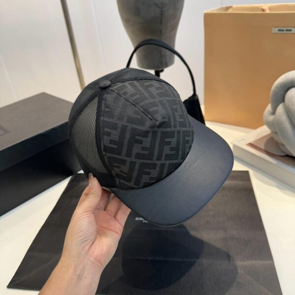 casquette Fendi - Image 4