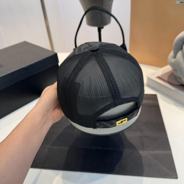casquette Fendi - Image 2