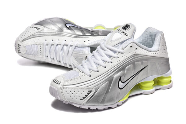 Nike Shox r4 - Image 3