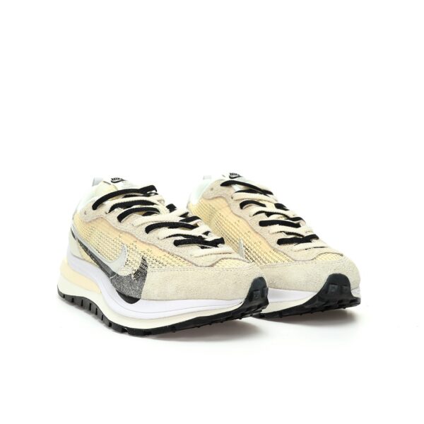Nike Sacai x VaporWaffle 3.0 Khaki/Black - Image 5
