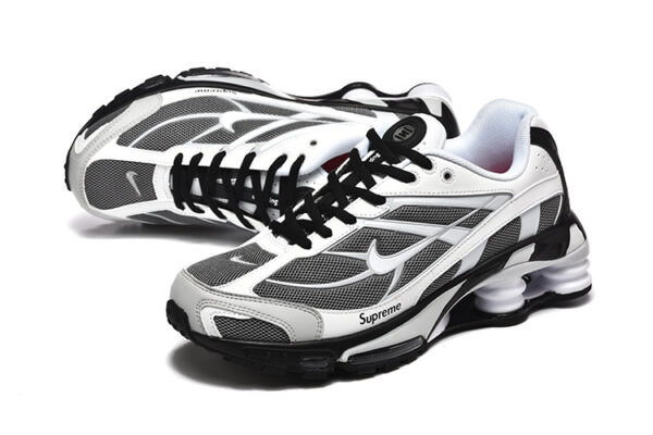 Nike Shox X Supreme - Image 3