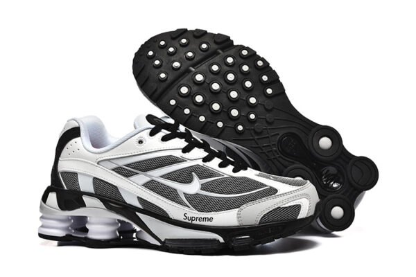 Nike Shox X Supreme - Image 2