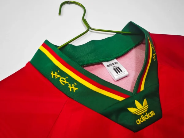 maillot de foot rétro Portugal 1992/1994 - Image 4