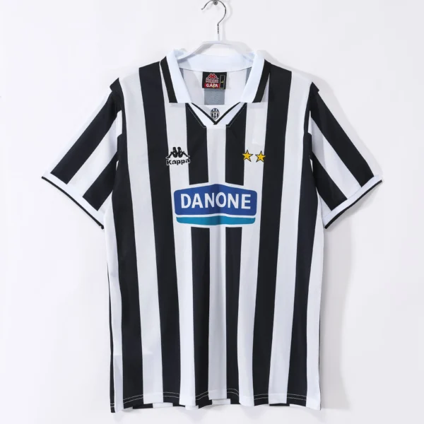 maillot de foot rétro Juventus 1994/1995
