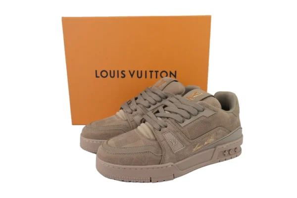 Louis Vuitton Trainer Brown Small Embossing - Image 5