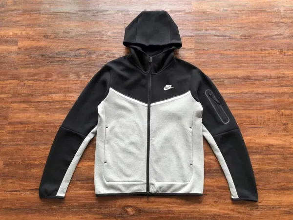 survêtement Nike teck gris et noir - Image 3
