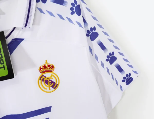 maillot de foot rétro real madrid 1996/1997 - Image 5
