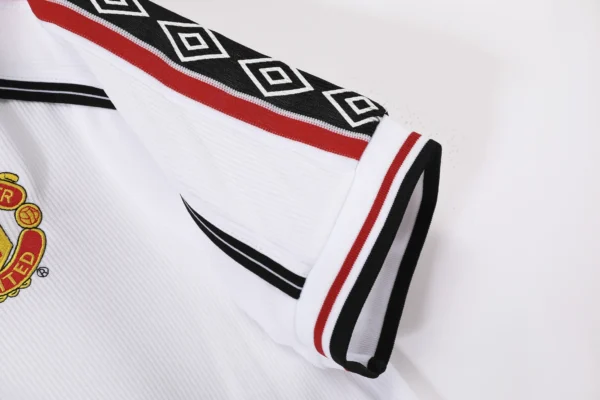 maillot de foot rétro Manchester united 1998/1999 - Image 3