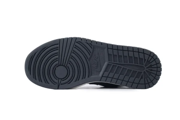 Nike Air Jordan 1 Low SE 'Beaded Swoosh - Image 3