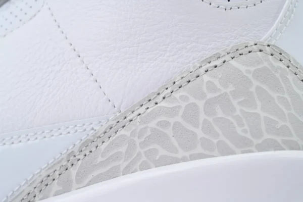 Air Jordan 3 Retro 'Pure Money - Image 2