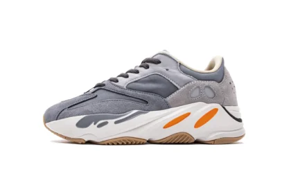 ADIDAS YEEZY BOOST 700 MAGNET REAL BOOST