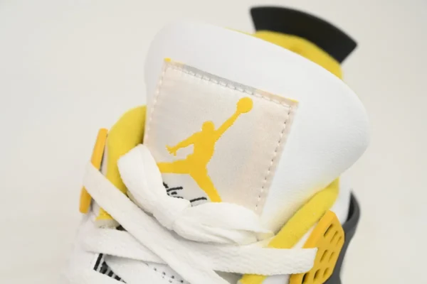 Air Jordan 4 Retro VIVID SULFUR - Image 5