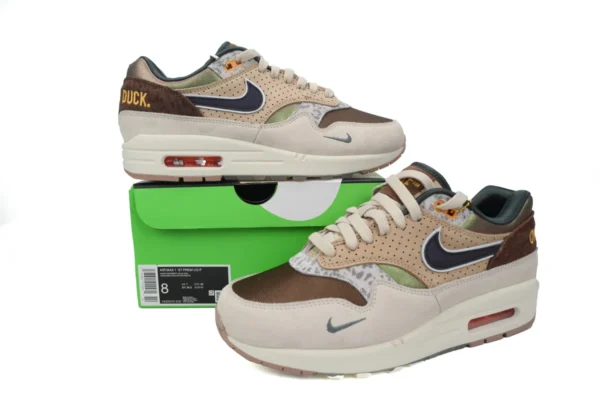 Nike Air Max 1 University of Oregon - Image 3