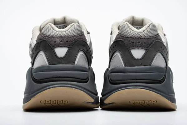 ADIDAS YEEZY BOOST 700 V2 TEPHRA - Image 3