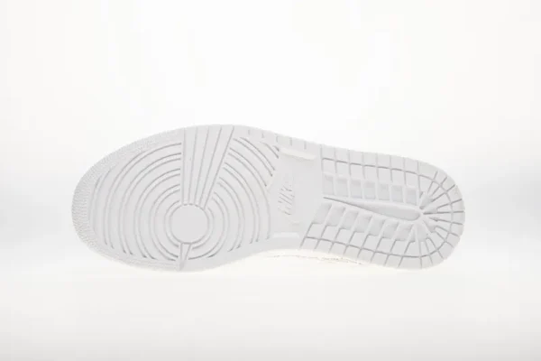 OFF-WHITE X Air Jordan 1 - Image 2