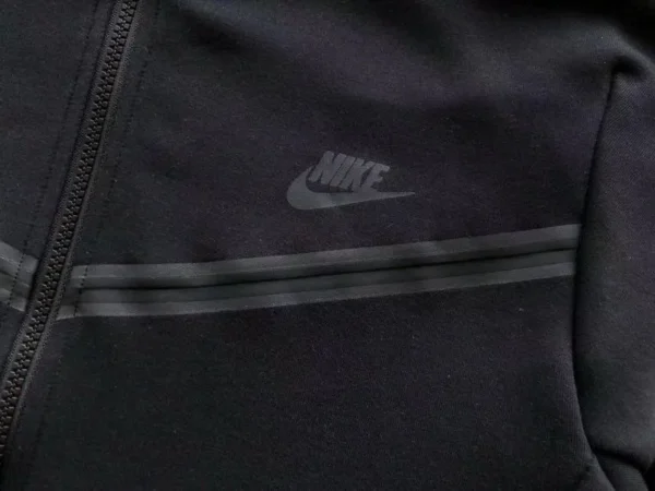 Survêtement Nike teck black - Image 4