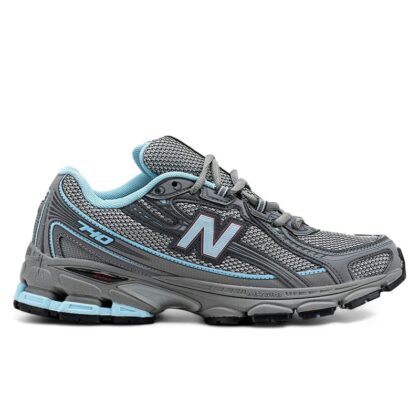 New Balance 740