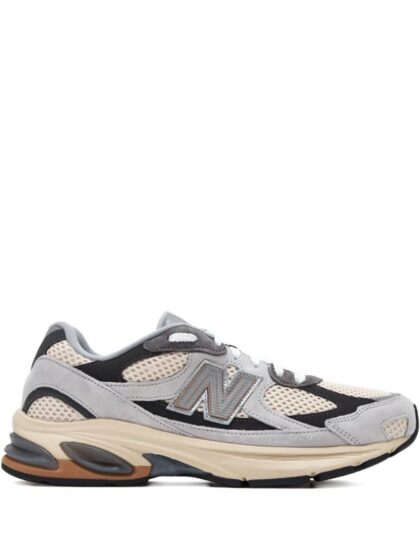 New Balance 2010 panelled low-top