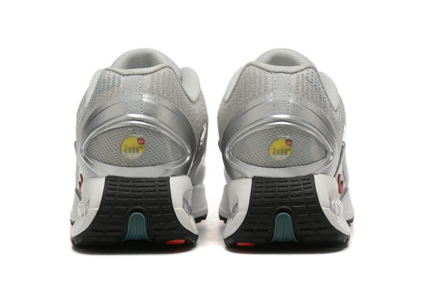 Nike Air Max DN - Image 2