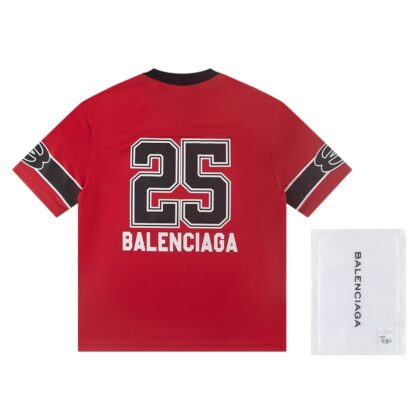 T-SHIRT Balenciaga
