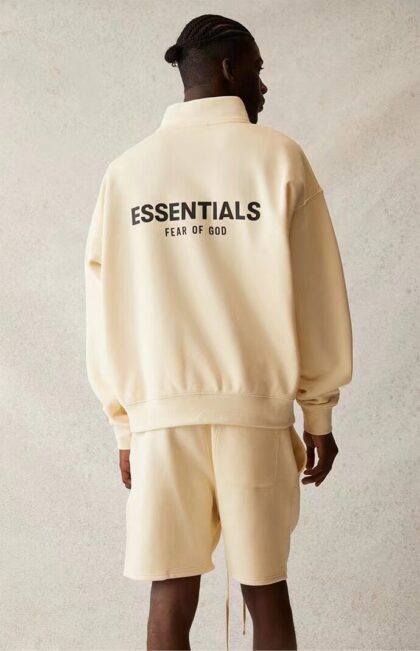 Pull Zip  -  Essentials